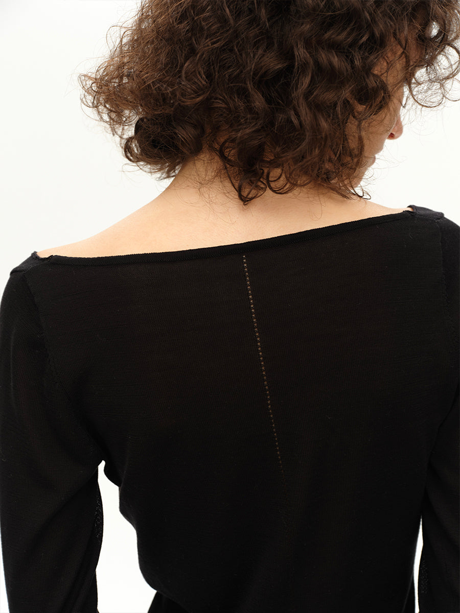 Hughum V-neck Tencel knit cut-out yellow black long sleeves