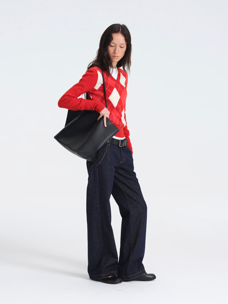 Hughum Red Wool Sweater with Diamond Pattern