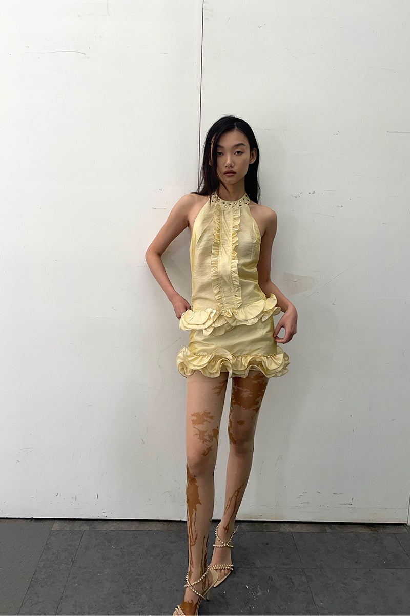Dotyears24ss Silk thread wave lace neckline hot diamond pale yellow halterneck set Custom fabric